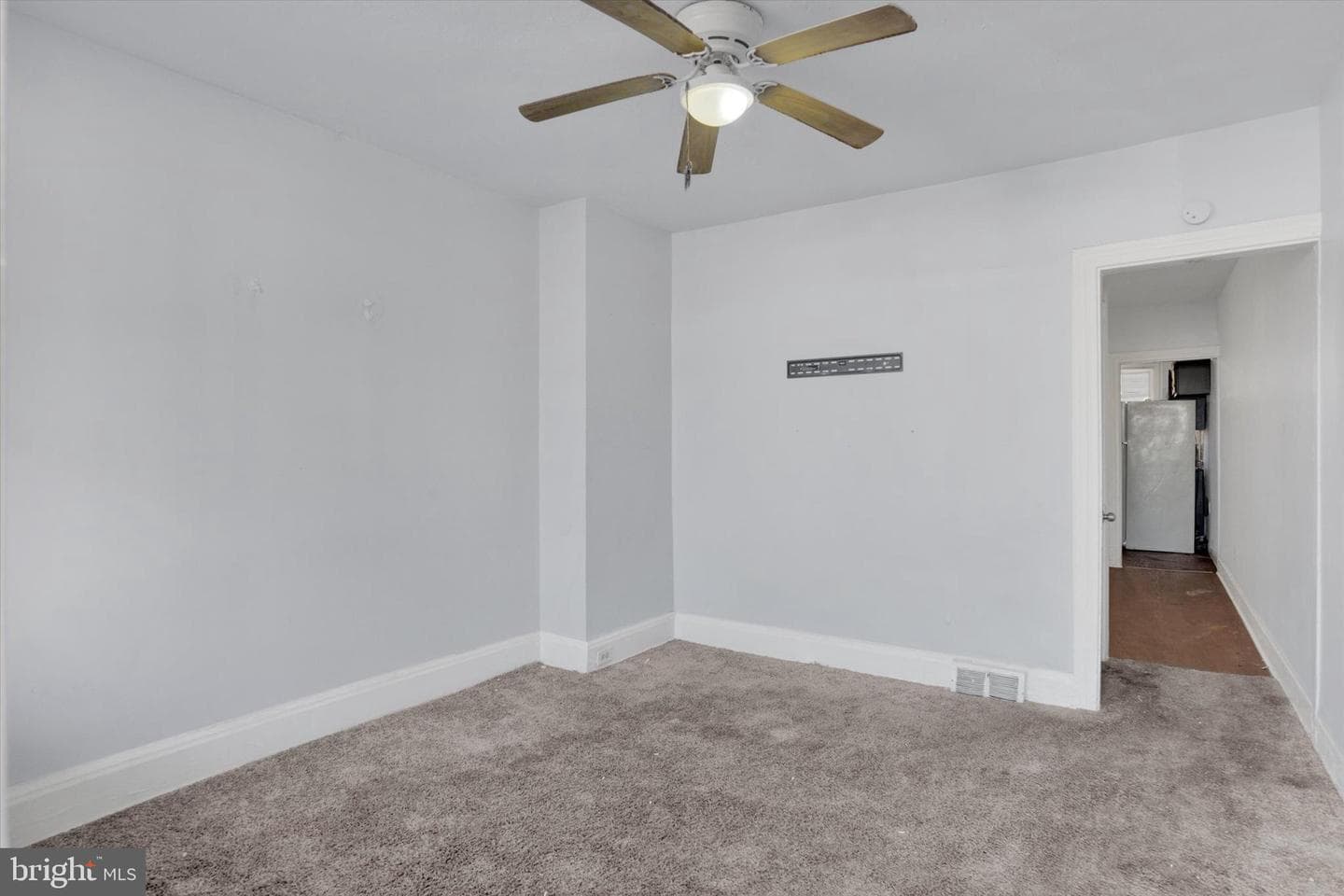 645 Camp Street photo 4