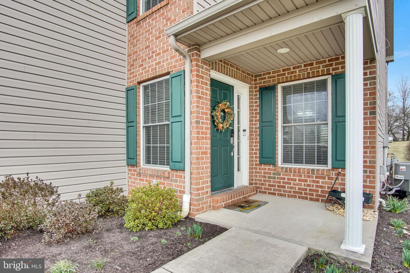 494 Quiggley Circle photo 4
