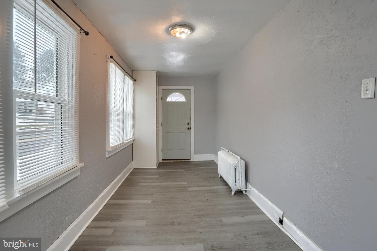 638 W Market Street photo 5