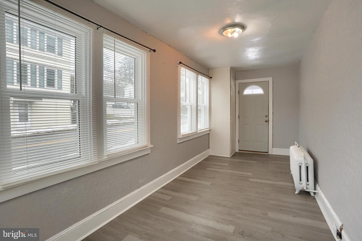 638 W Market Street photo 6