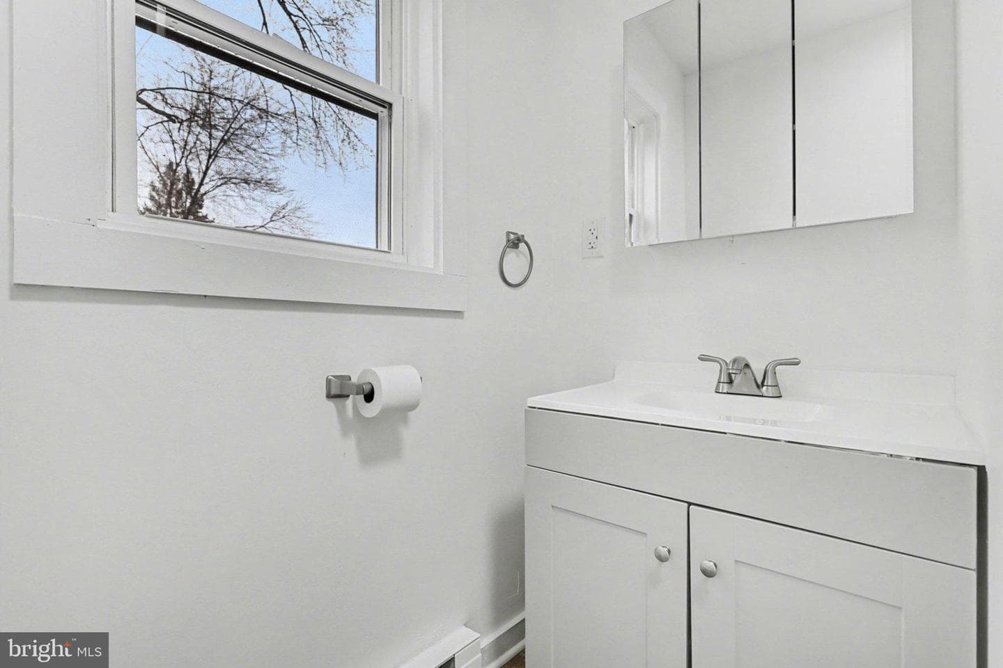 47 E High Street photo 9