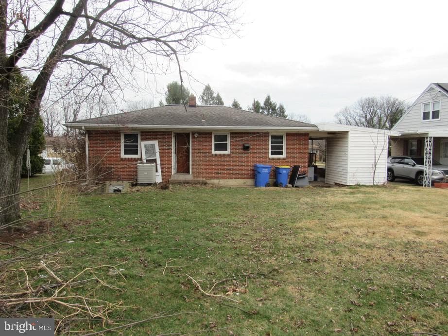 6717 Lehigh Avenue photo 2