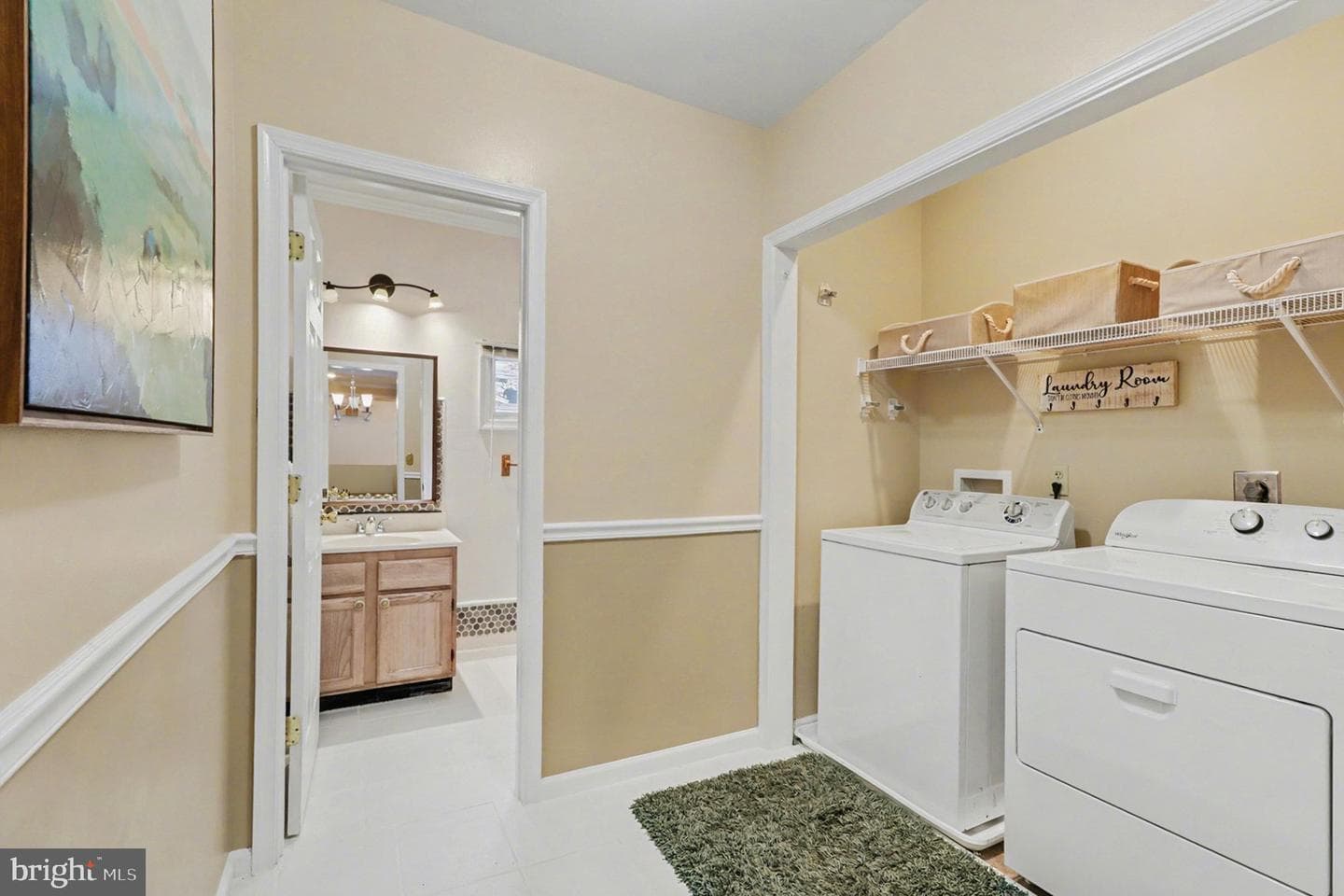 301 W 2nd Street photo 10