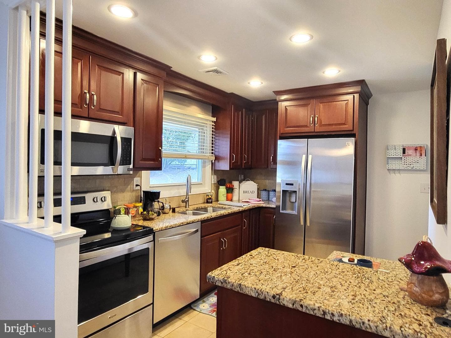 3408 Ridgeway Road photo 8