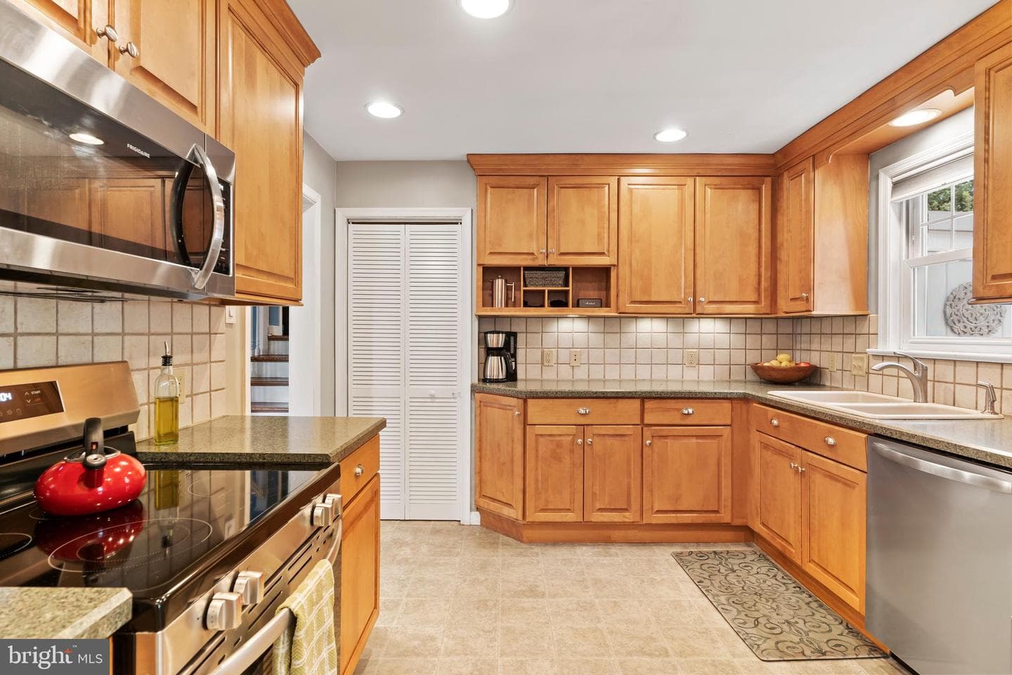 3160 Brookwood Street photo 10