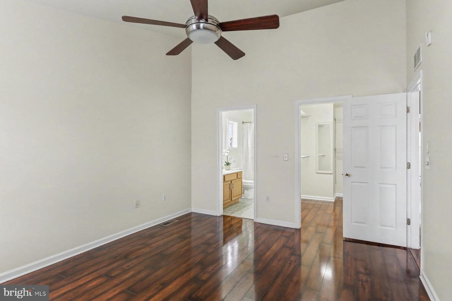 112 Holly Hills Drive photo 14