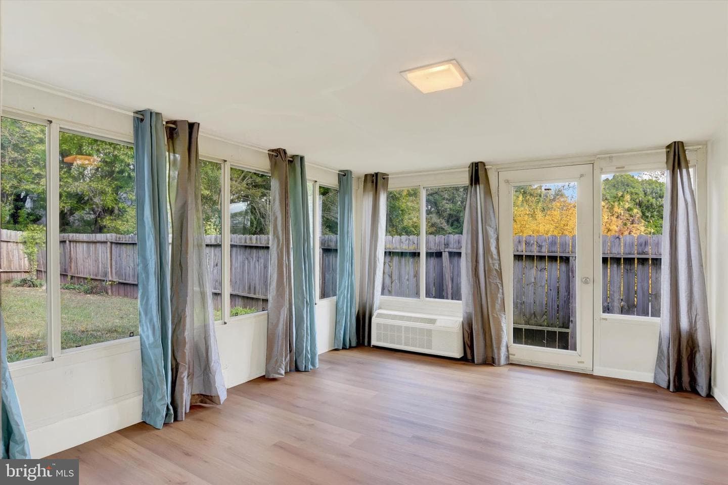 55 Ridgeview Road photo 8