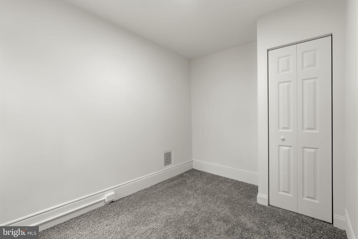 2168 Brookwood Street photo 28