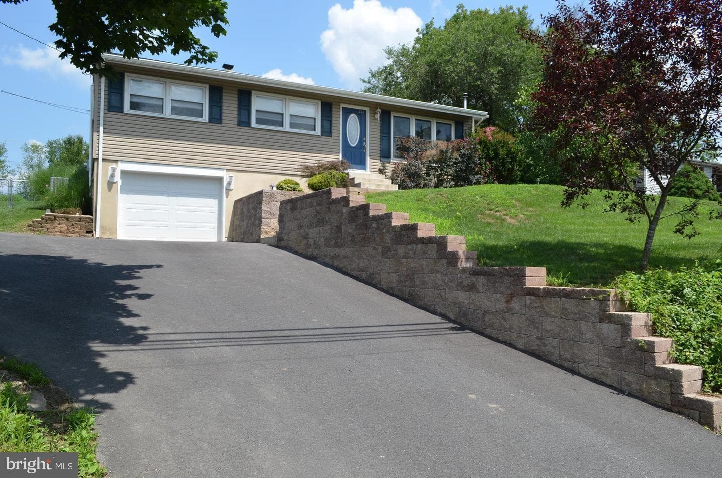 7936 Moyer Road photo 2