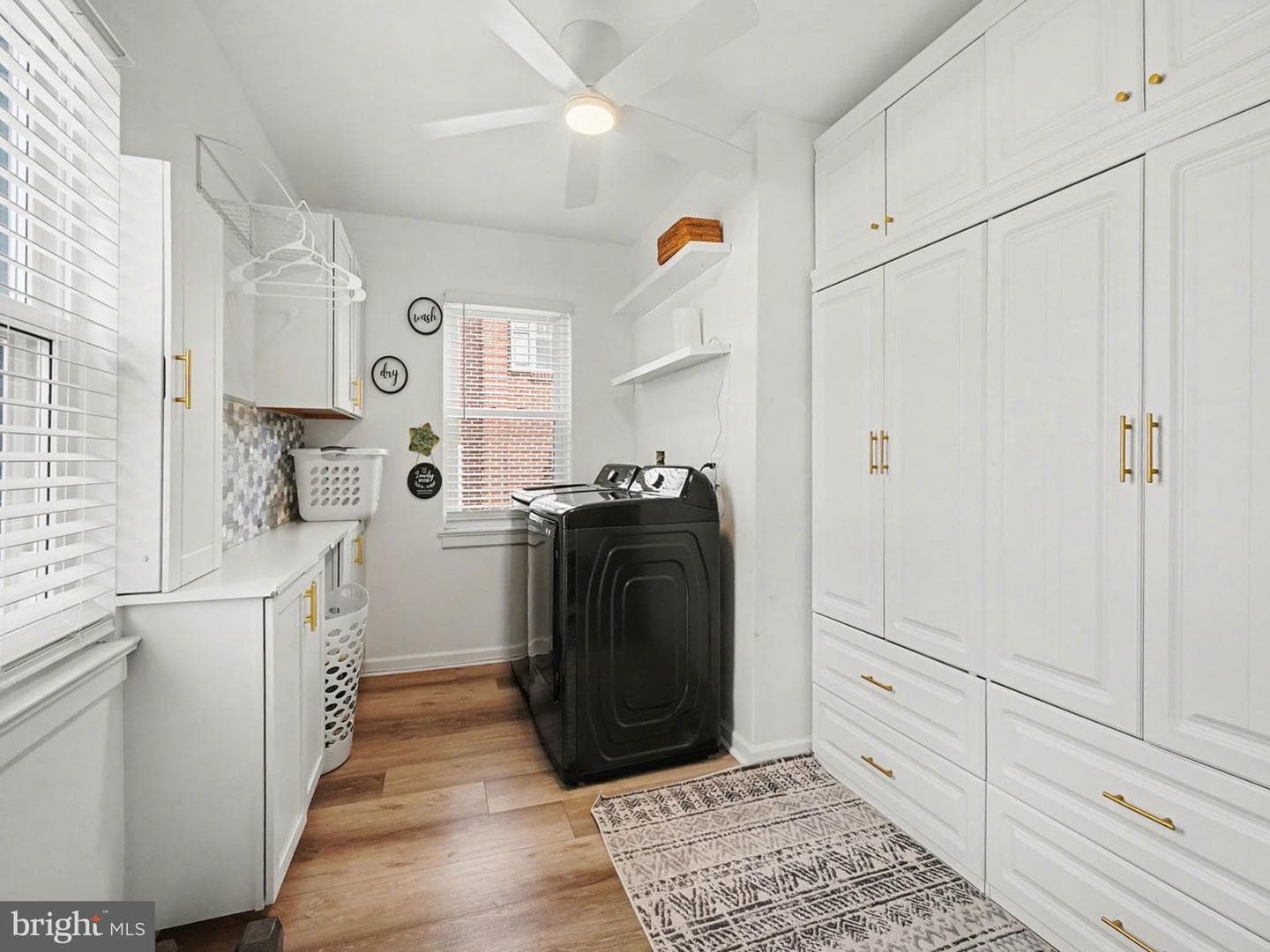 117 W Areba Avenue photo 18