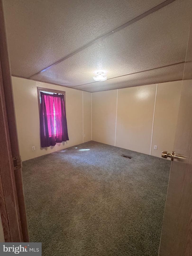 2033 Eshelman Street photo 13