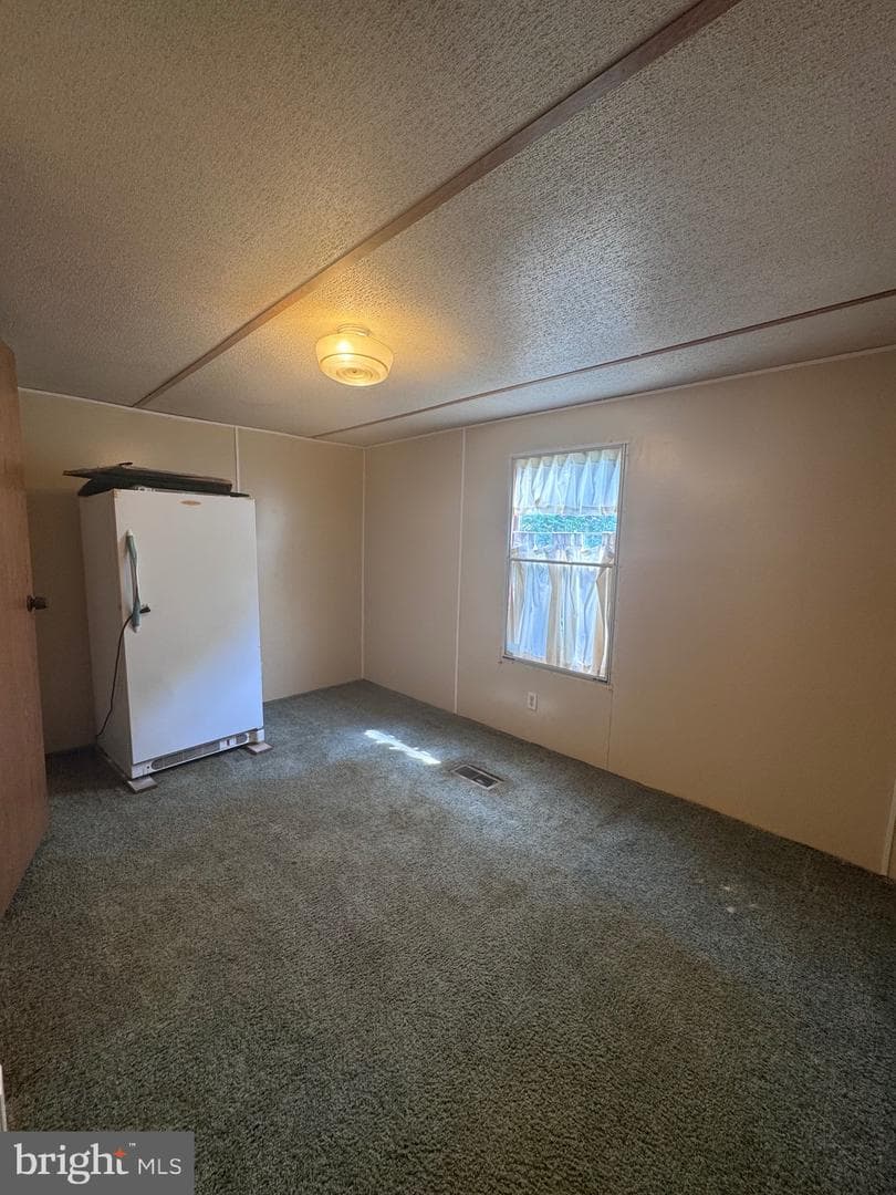 2033 Eshelman Street photo 15