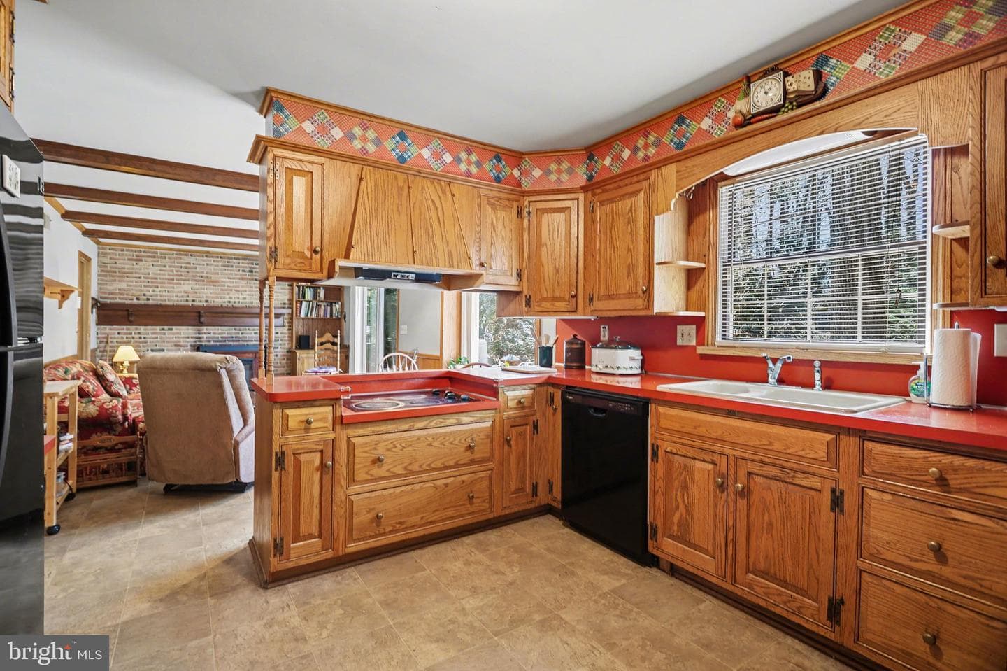 10 Dogwood Drive photo 8