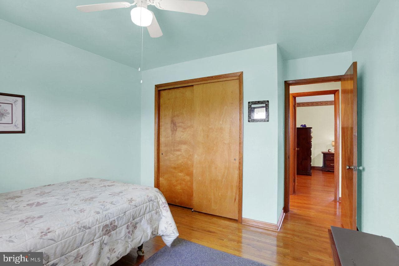 54 Grandview Road photo 13