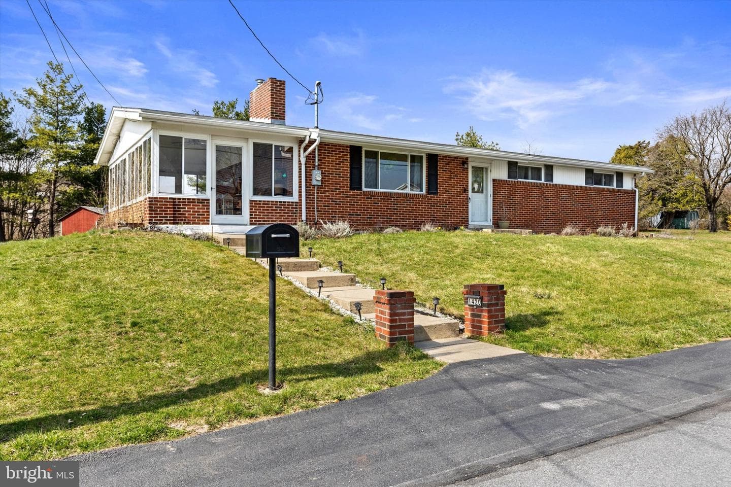1420 Adams Avenue photo 3