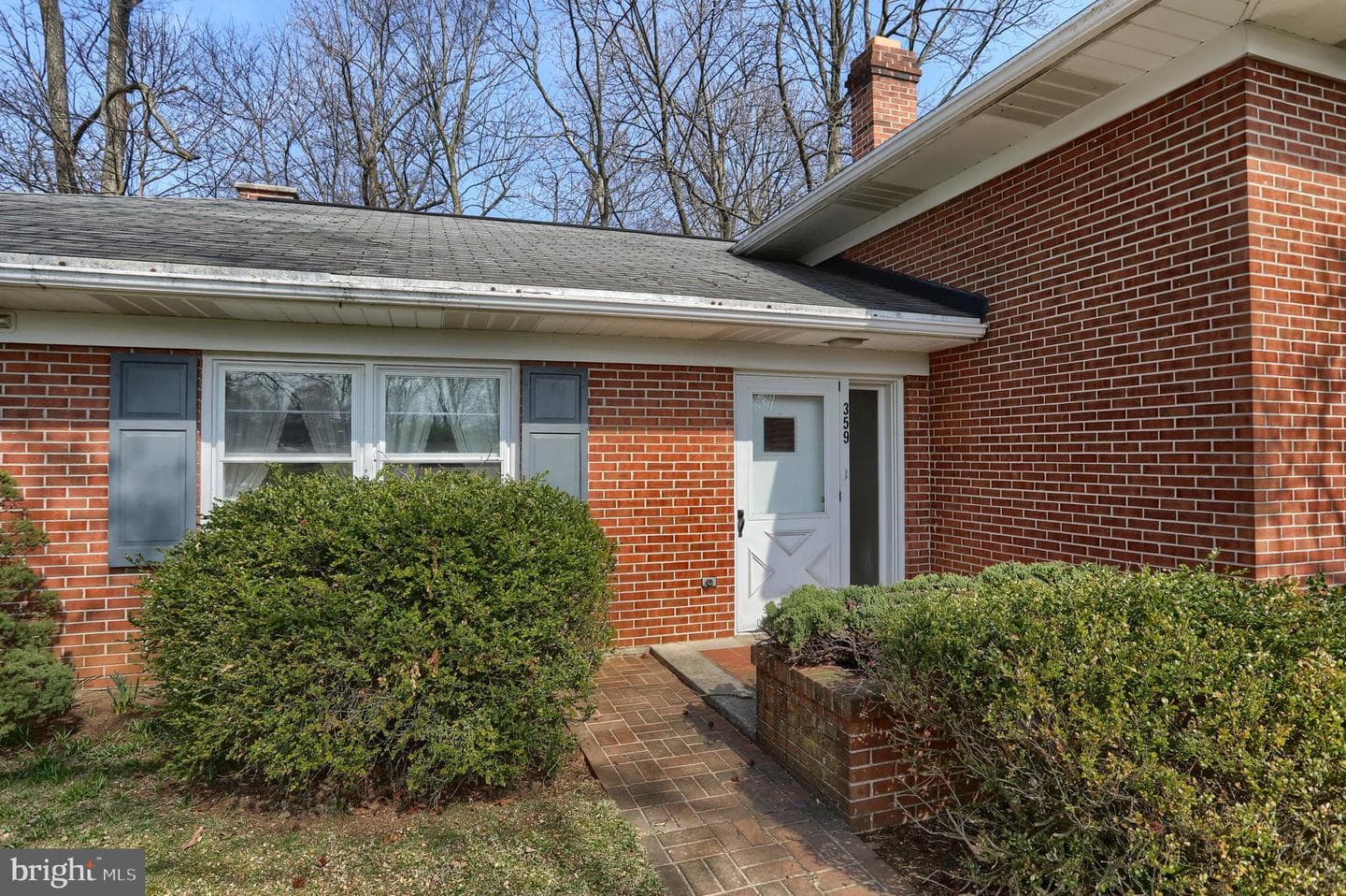 359 E Granada Avenue photo 5