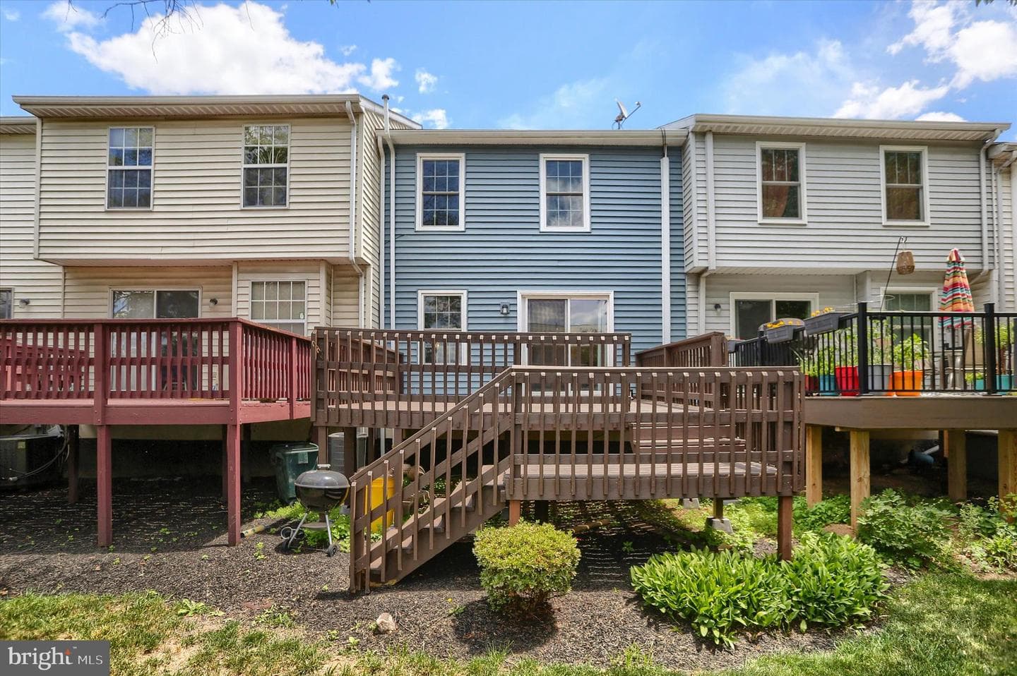 310 Lincoln Avenue photo 35
