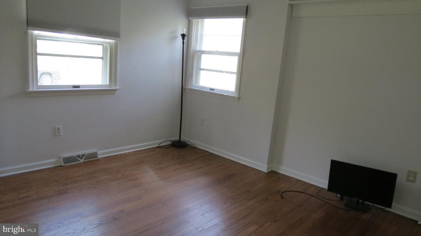 436 Laurel Drive photo 11