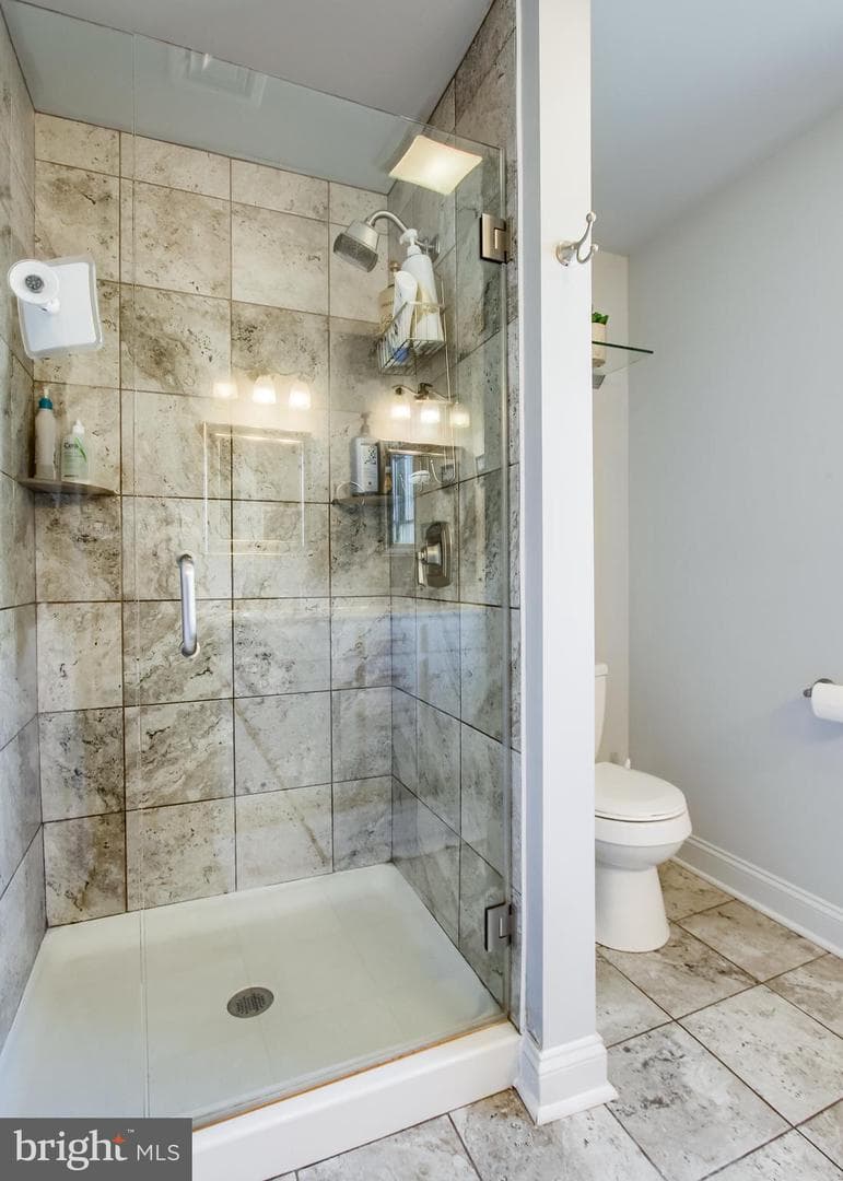1730 Green Street photo 38