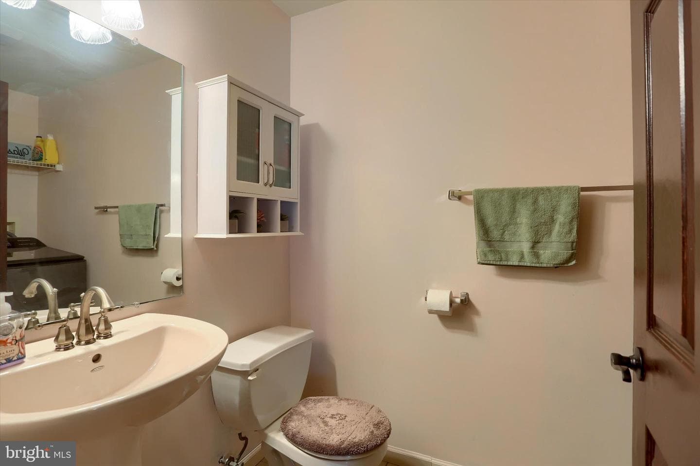 12 Edgewater Drive photo 16