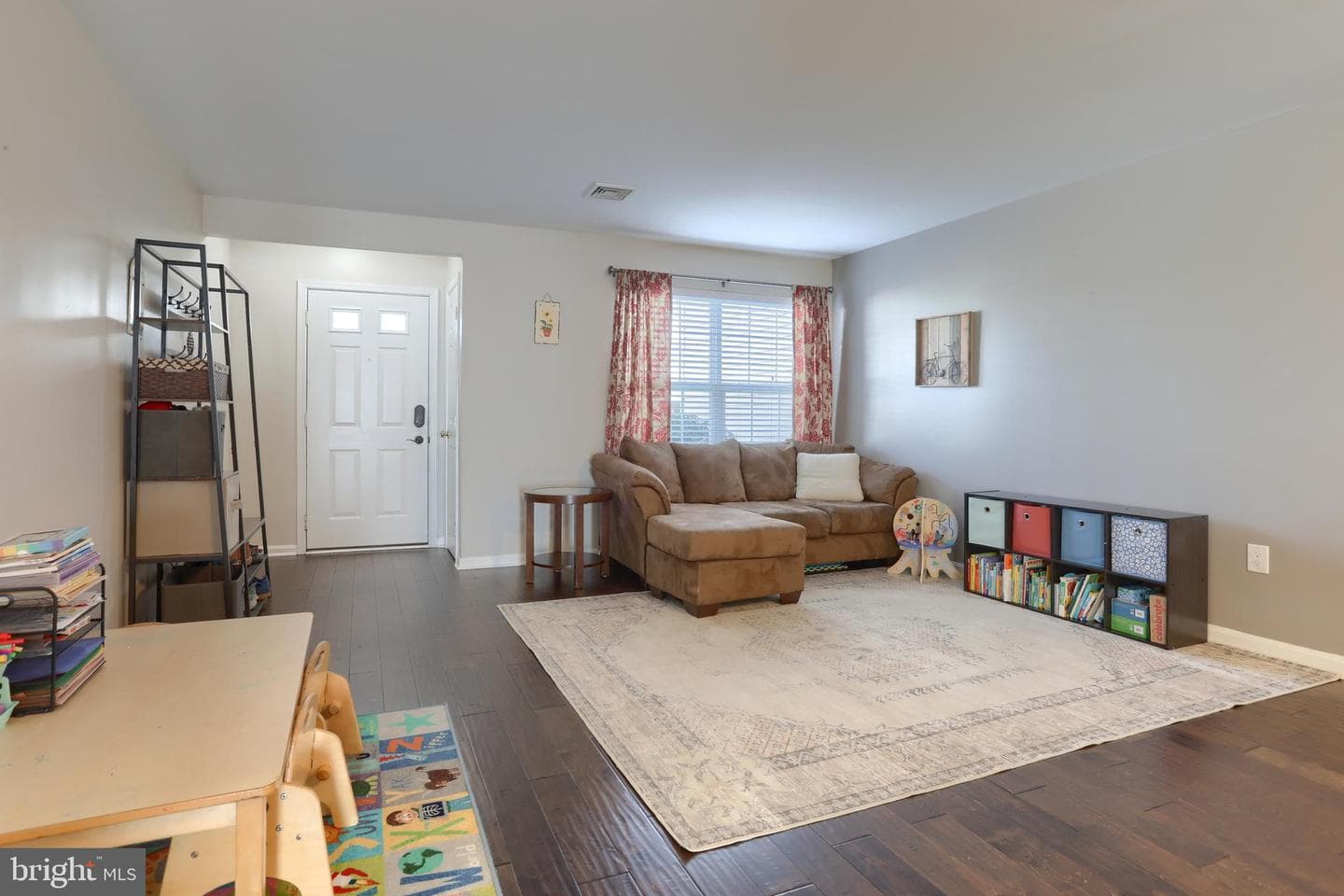 119 Merlin Drive photo 3
