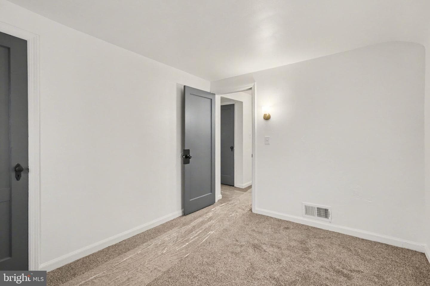 3712 Derry Street photo 13