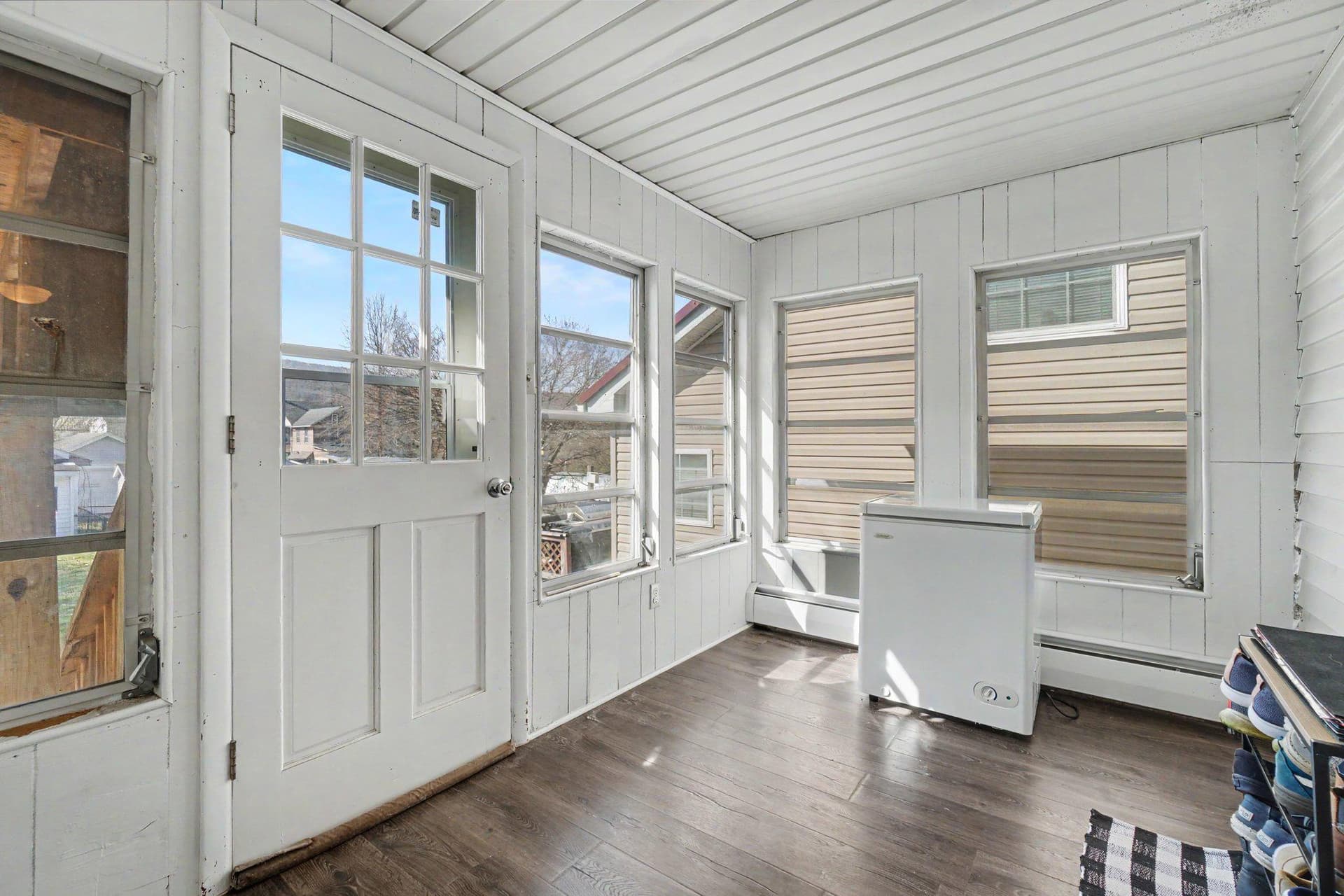 418 Elizabeth Street photo 12