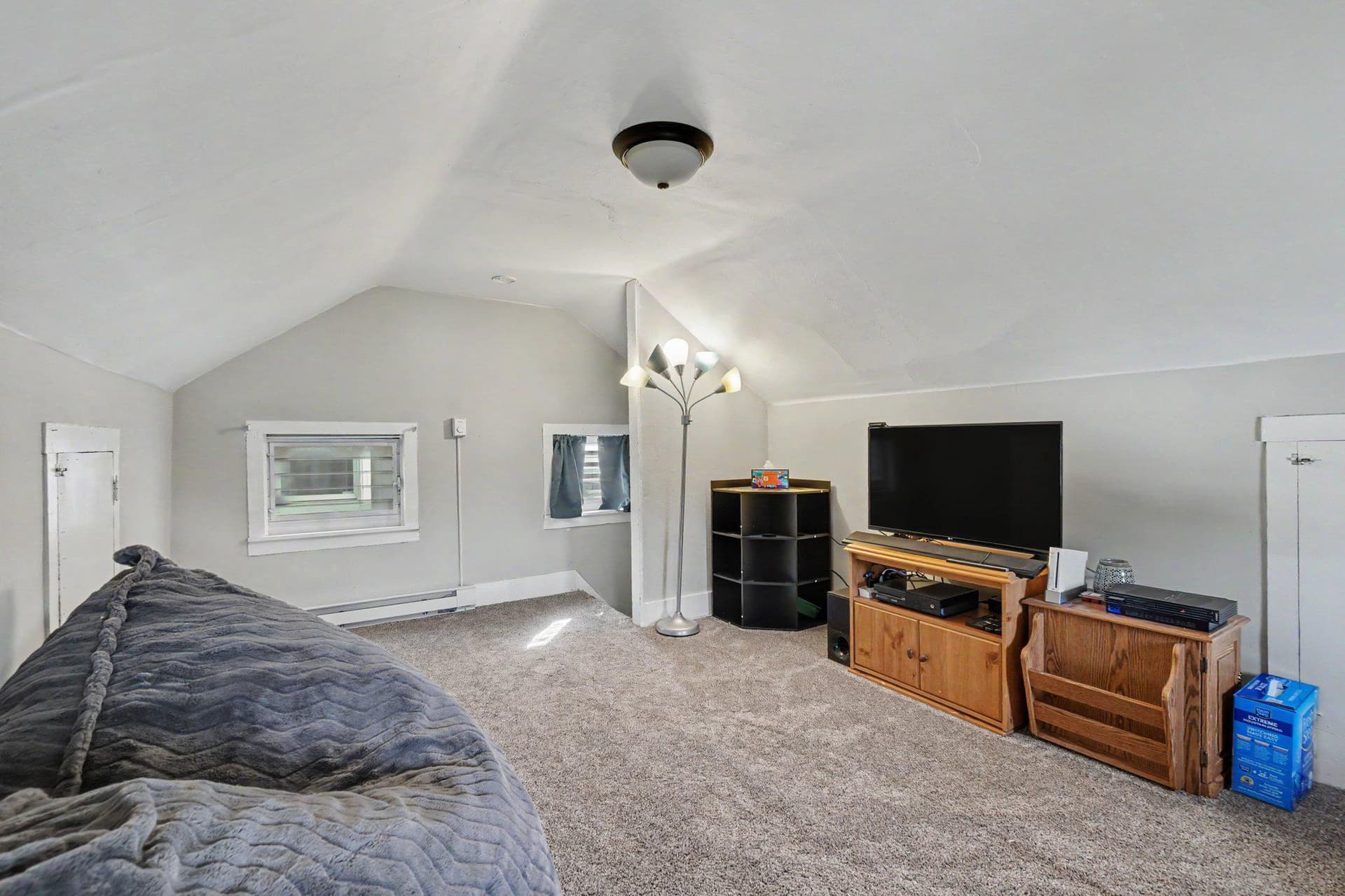 418 Elizabeth Street photo 19