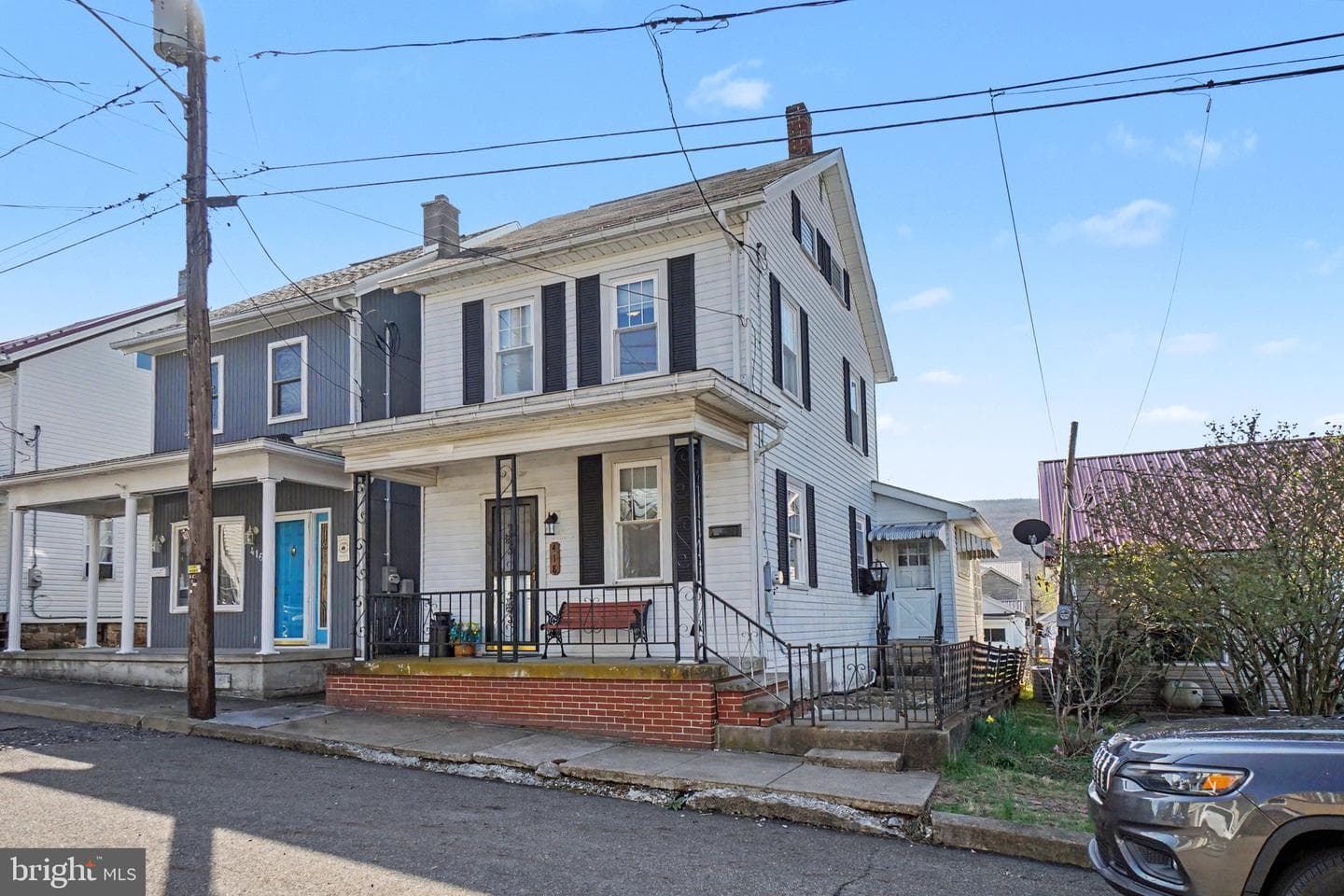418 Elizabeth Street photo 33