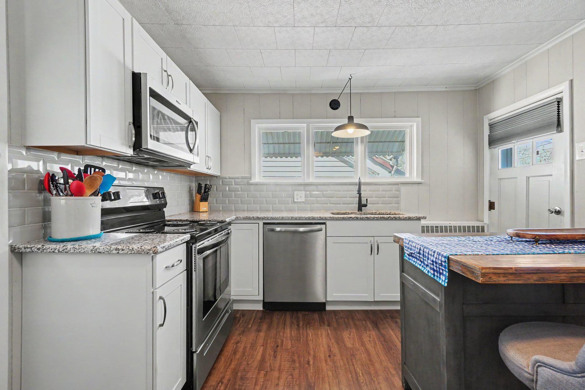 418 Elizabeth Street photo 4