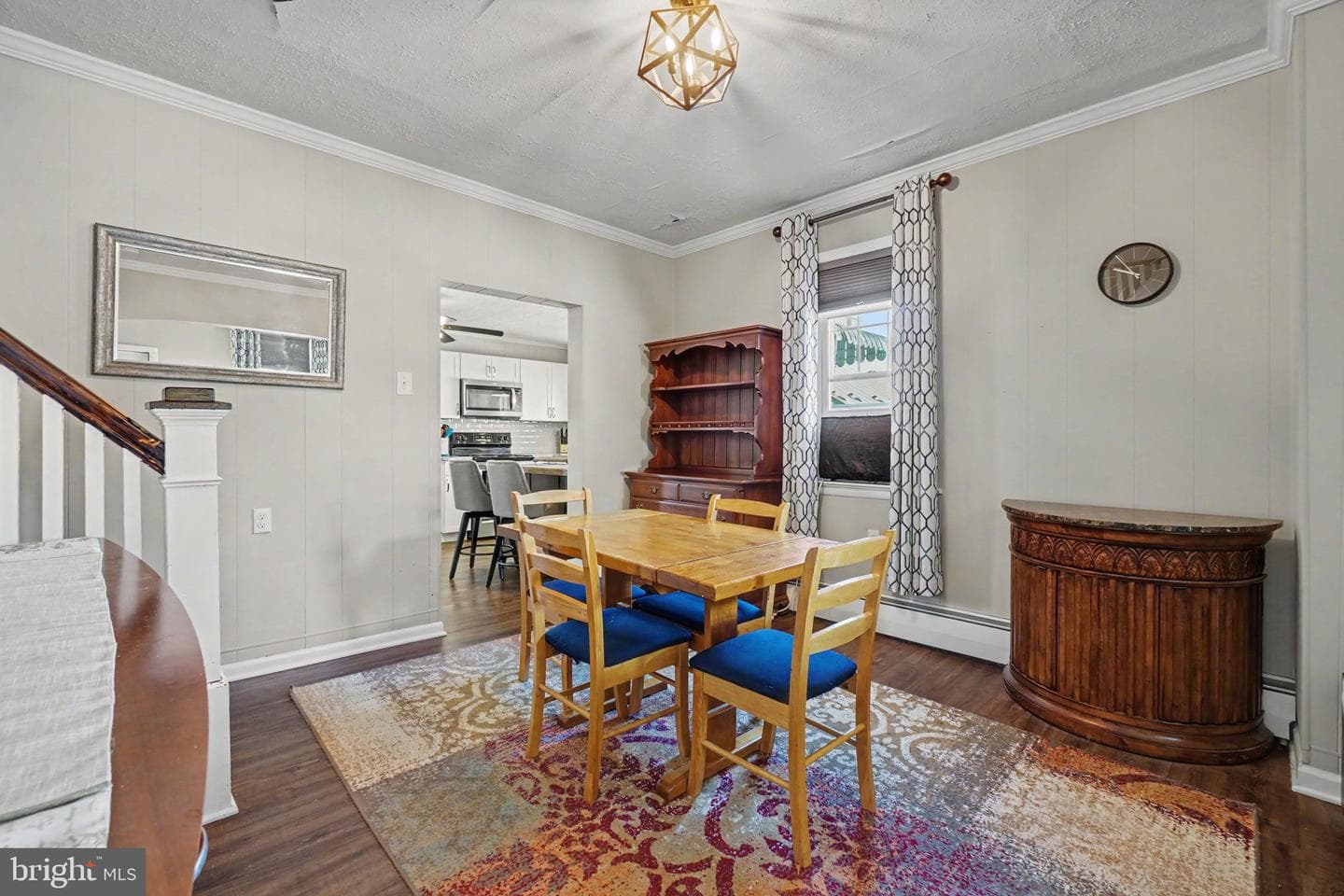 418 Elizabeth Street photo 9