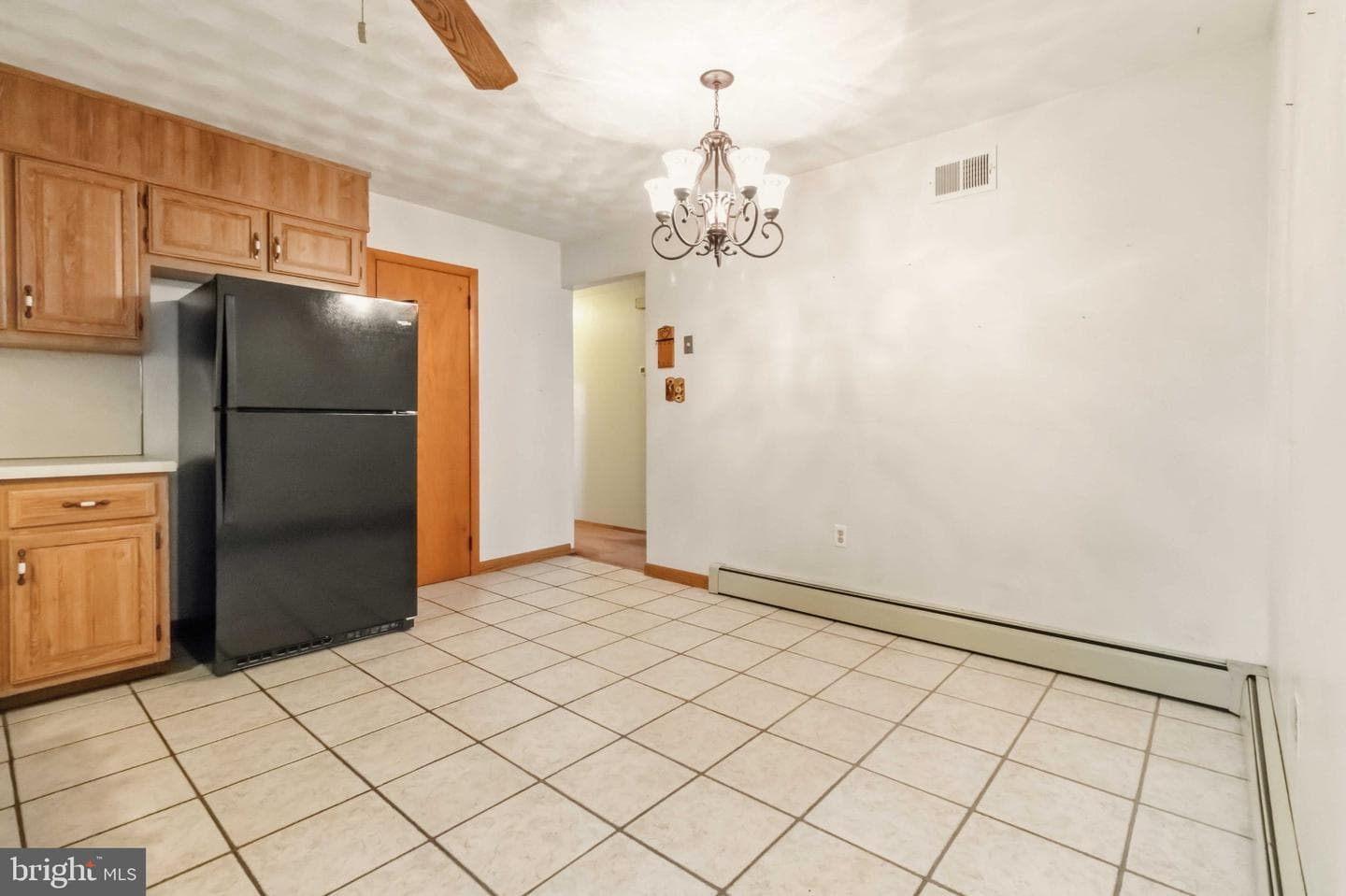 739 6th St photo 6