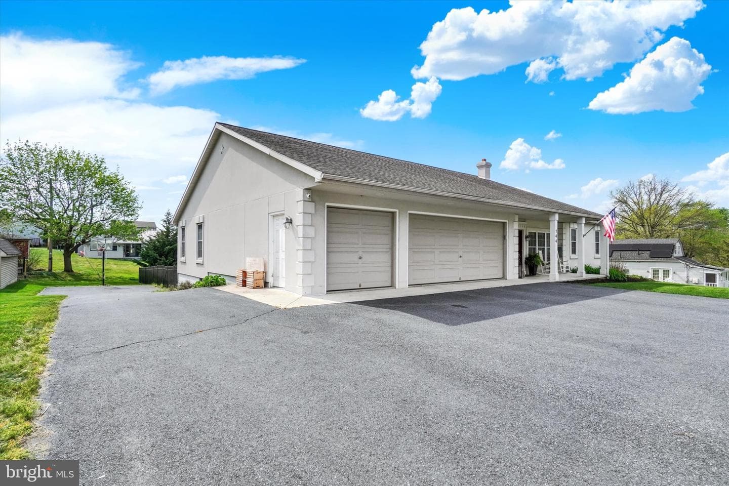 144 S Lockwillow Avenue photo 3