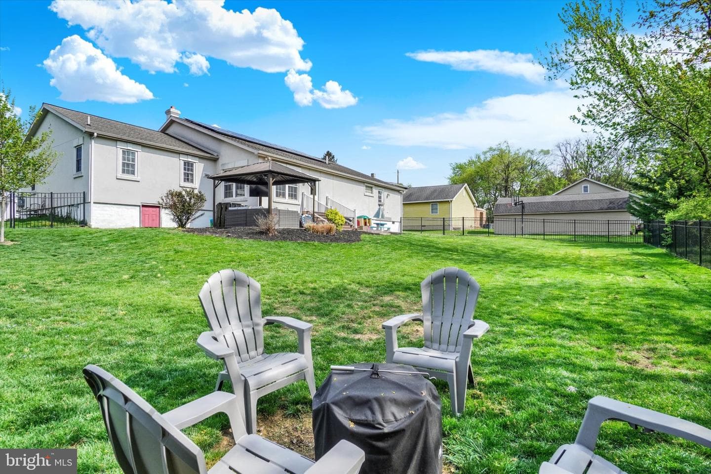 144 S Lockwillow Avenue photo 31