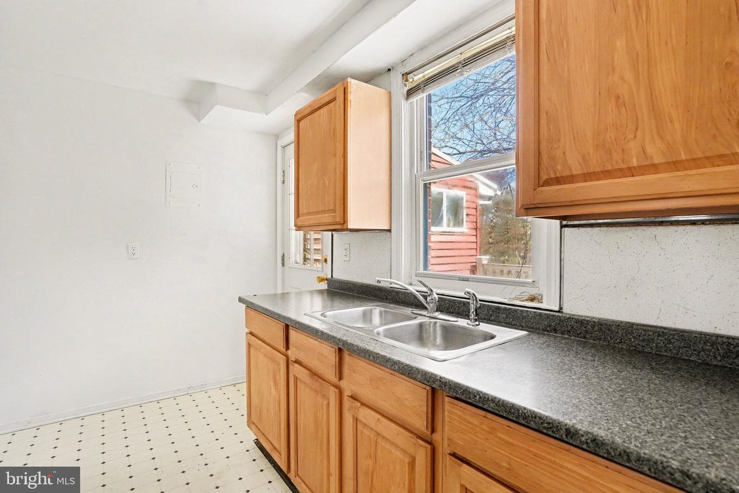 303 Wyatt Road photo 10