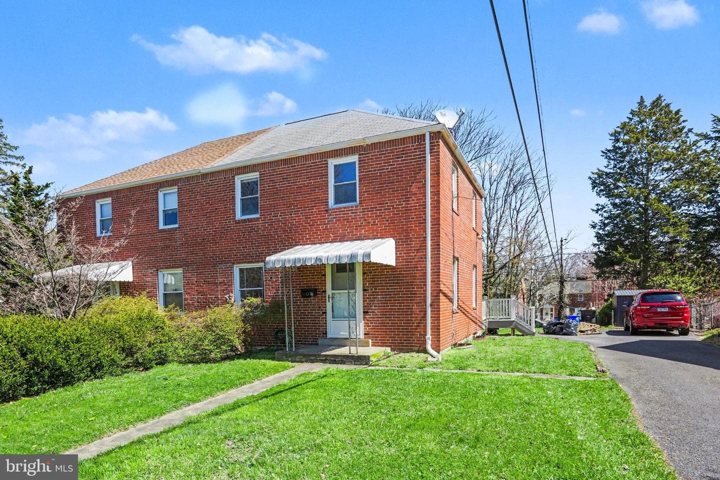 303 Wyatt Road photo 2