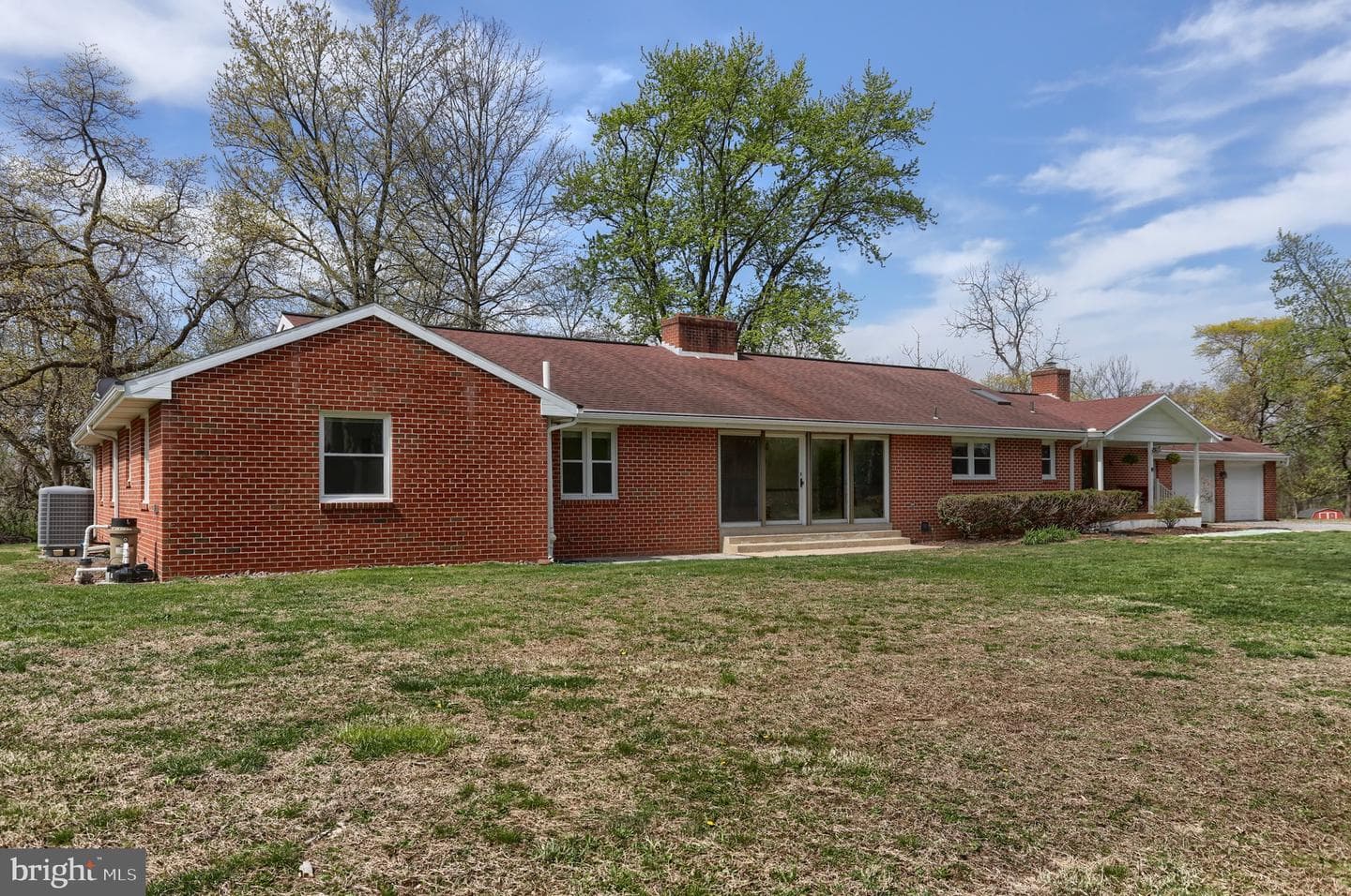 96 Schoolhouse Road photo 5