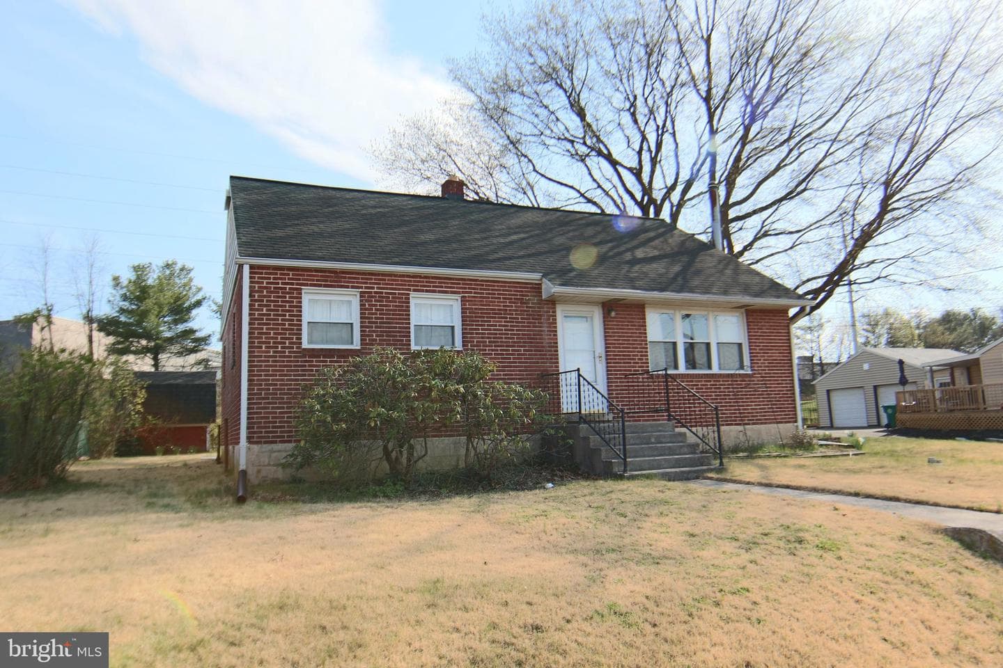 22 Carolyn Street photo 2