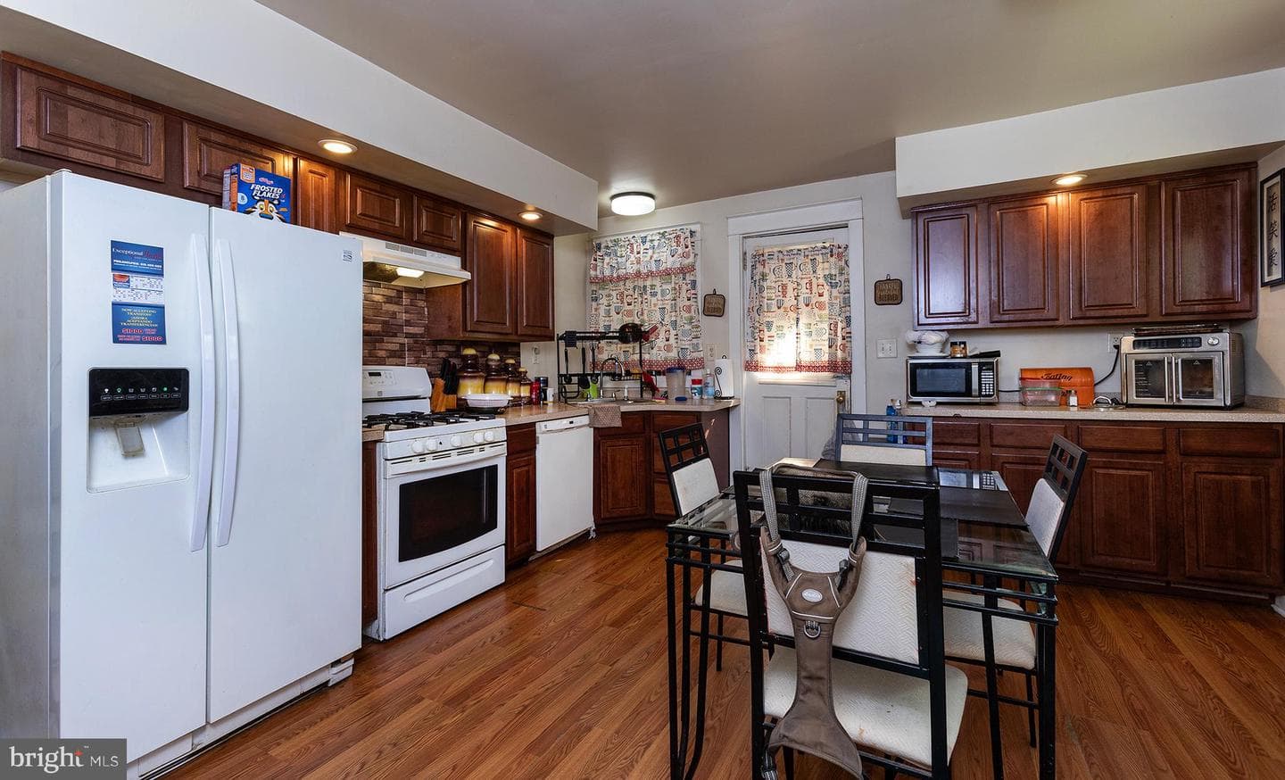 2441 Penn Street photo 7