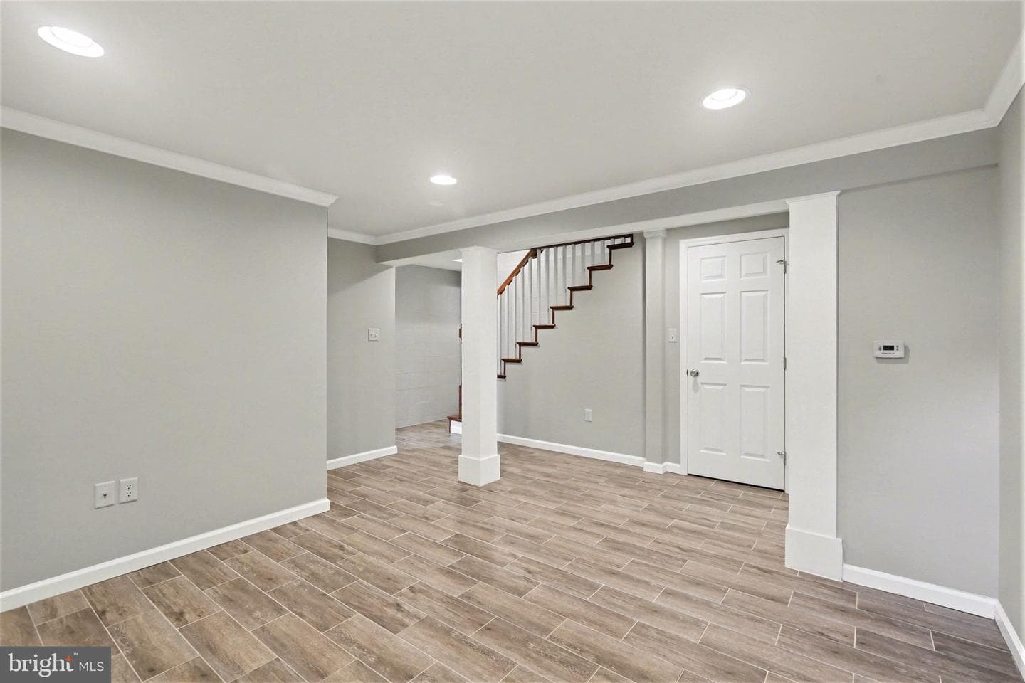 43 W Governor Road photo 19