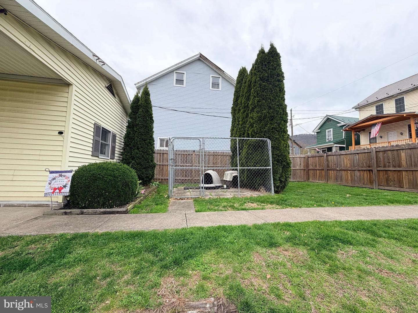 217 Oak Street photo 6