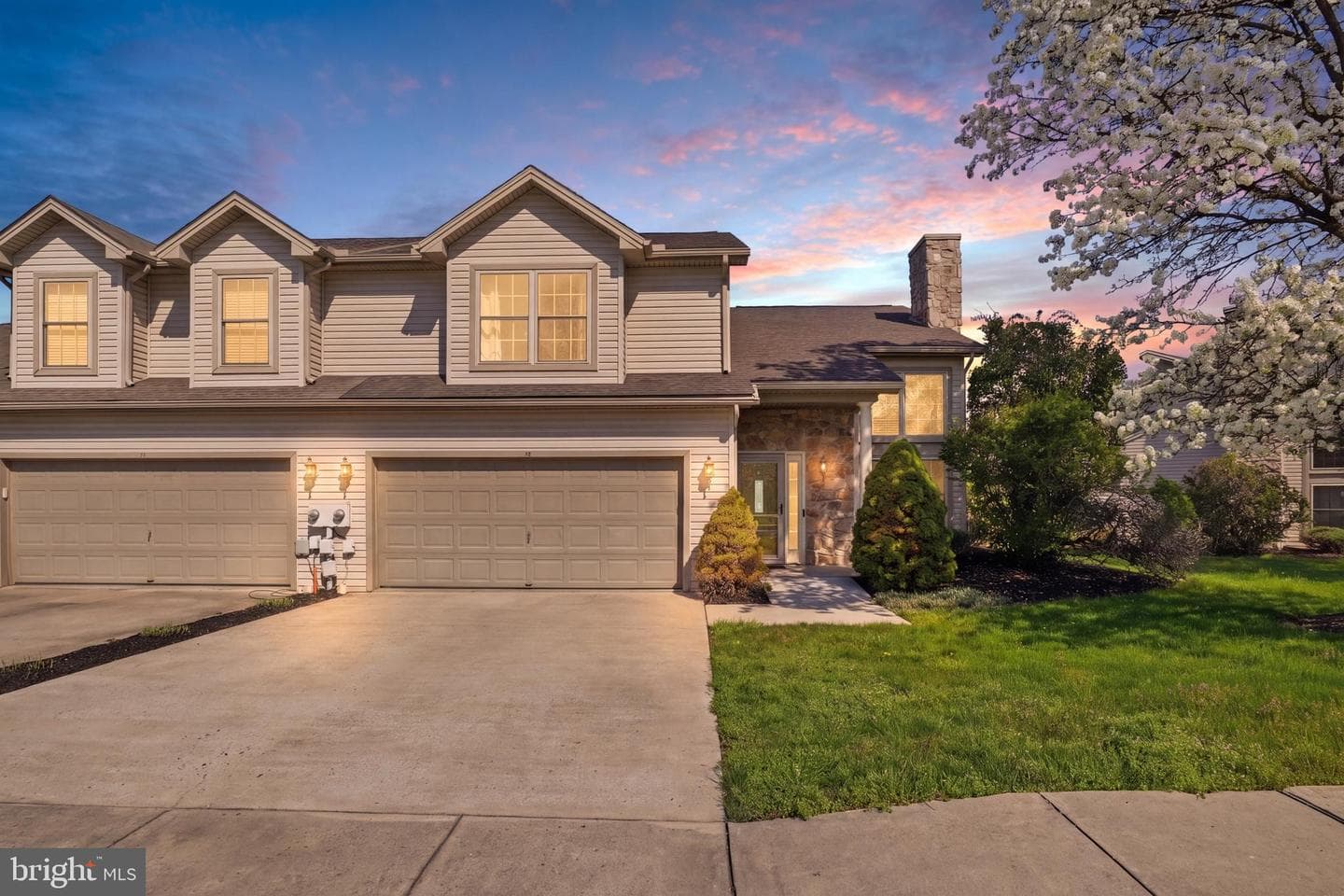 15 Creekview Drive photo 2