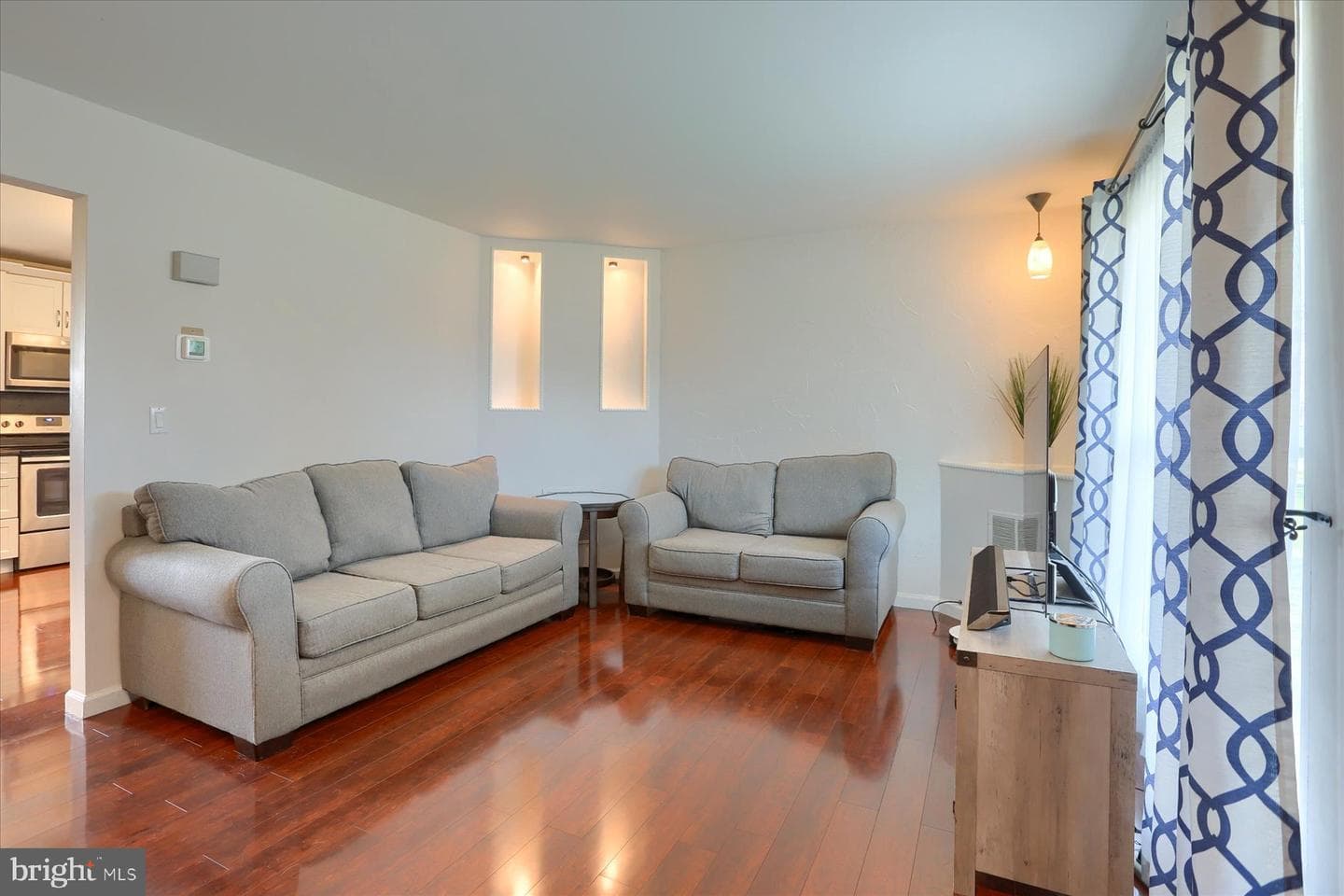 6250 Ann Street photo 2