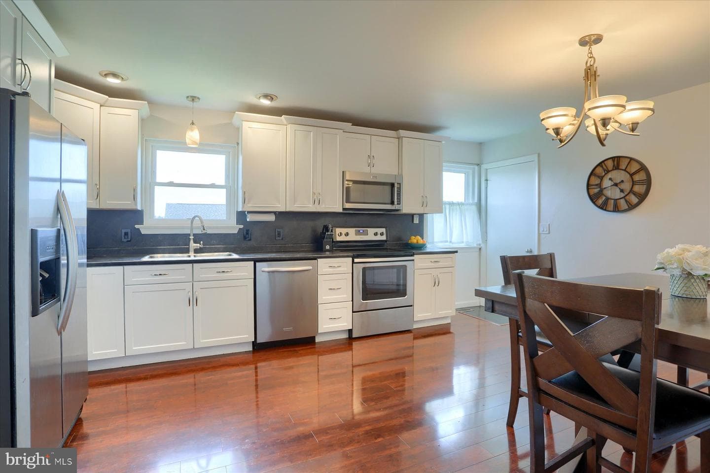 6250 Ann Street photo 4