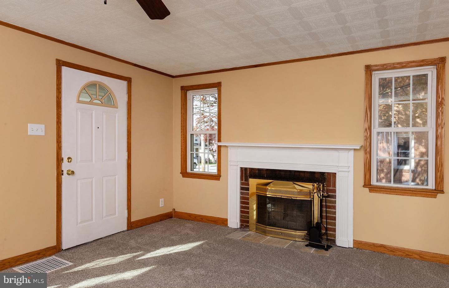 355 E High Street photo 18