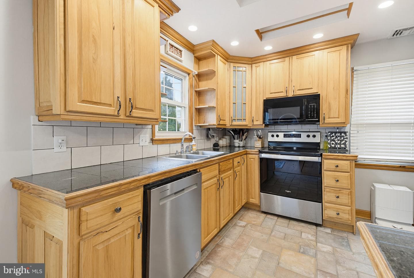 39 Rupp Street photo 16