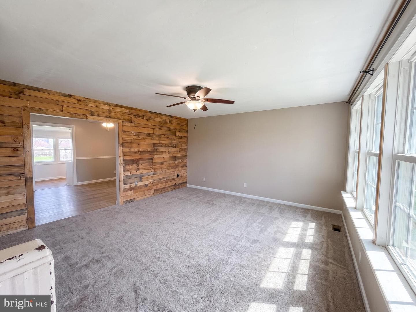135 Oak Hill Drive photo 4