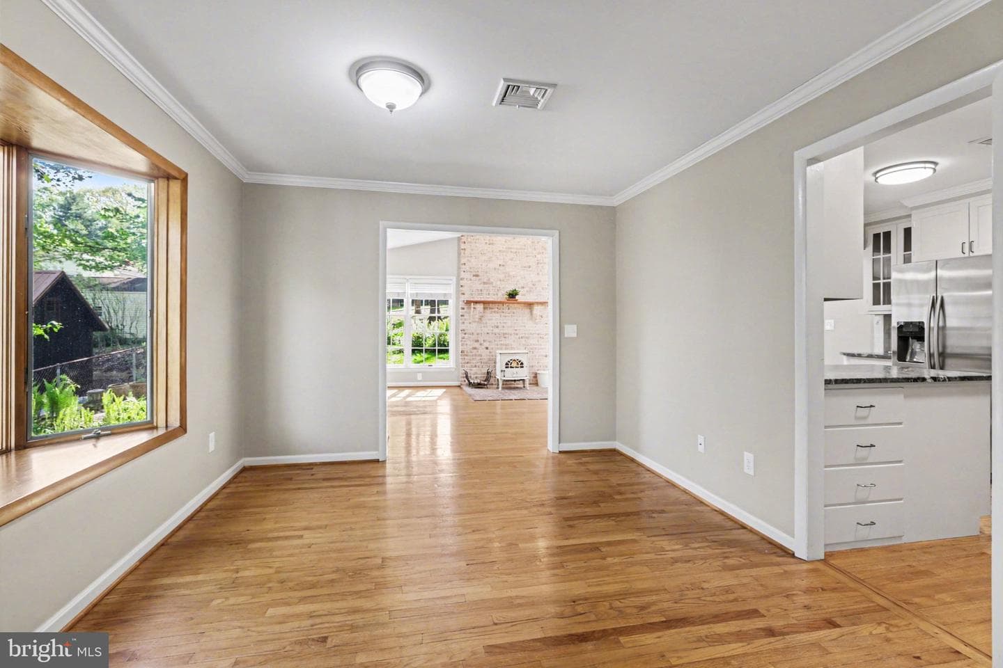 1416 Bradley Avenue photo 9