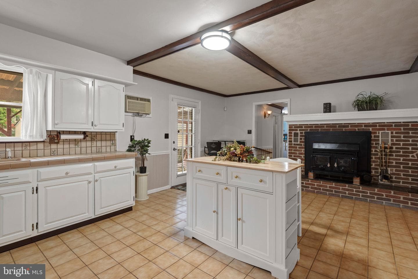 125 Bailey Street photo 17
