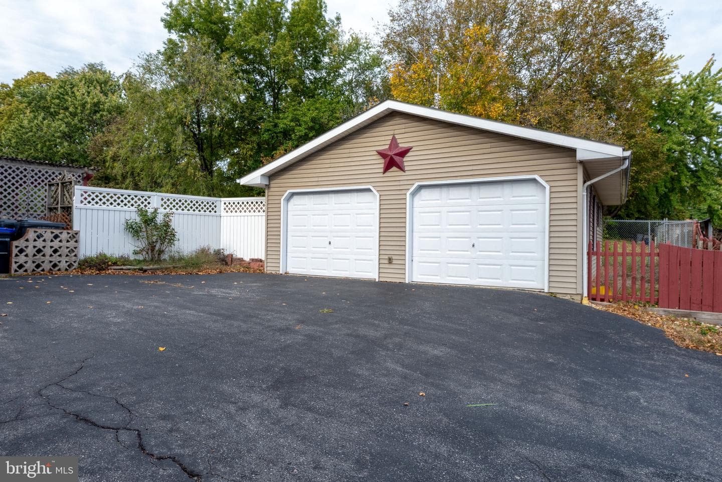 125 Bailey Street photo 56